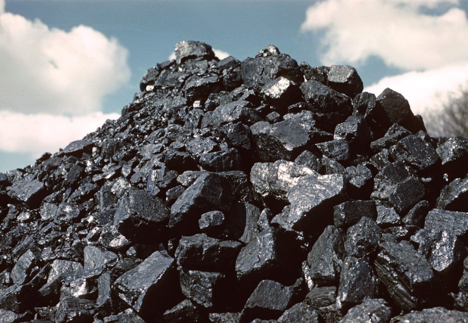 Hawaii Received State’s Last Shipment of Coal