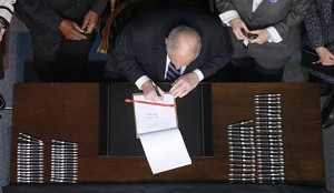 Nov. 20, 2013<a name="illinois"></a> - Illinois Legalizes Same-Sex Marriage