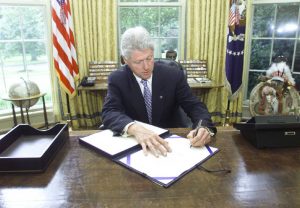clinton-doma
