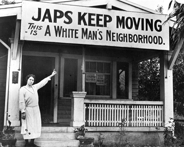 1943-1944-house-with-sign
