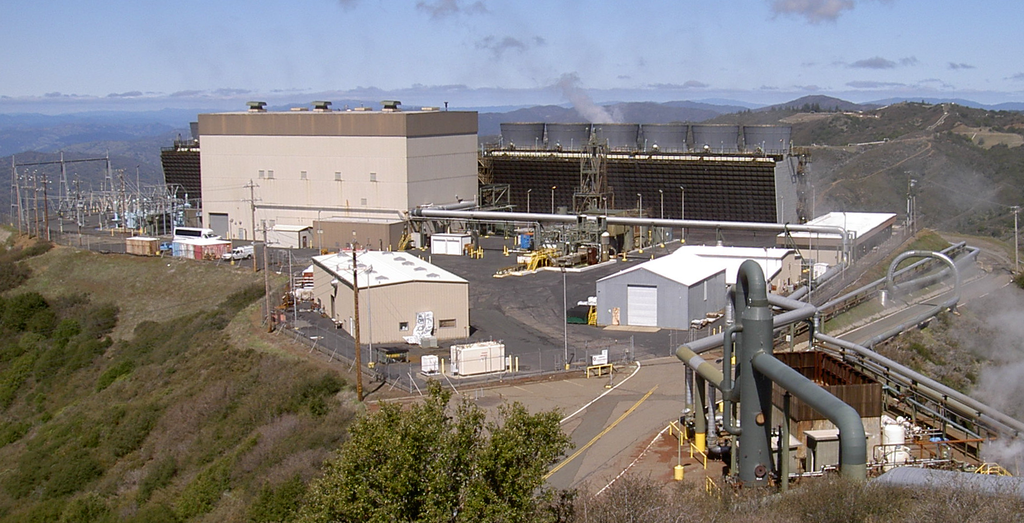 1024px-Sonoma_Plant_at_The_Geysers_4778
