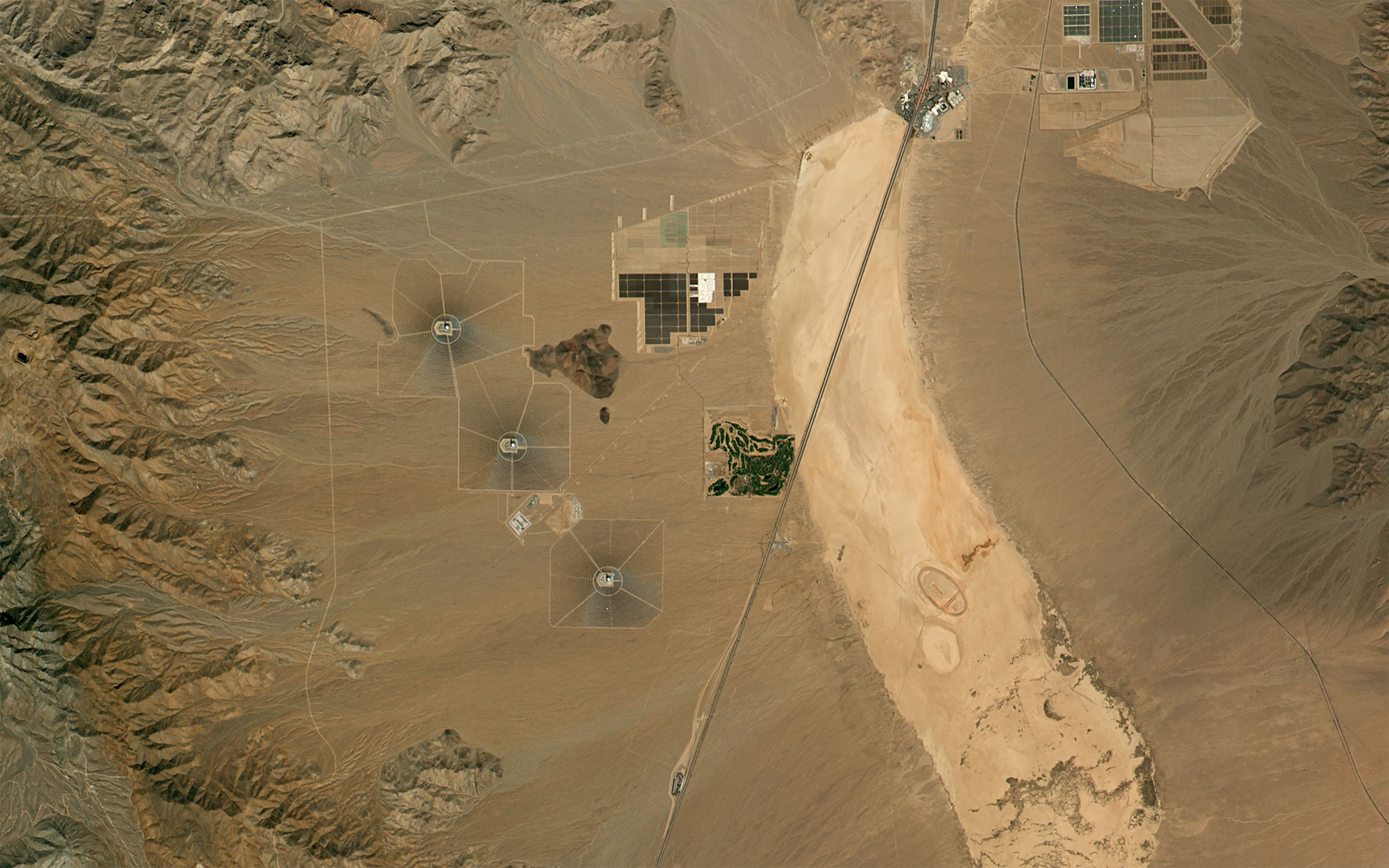 Ivanpah,_USA